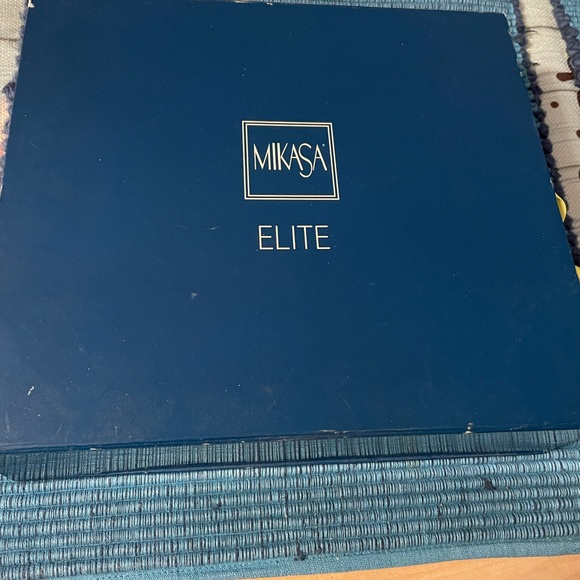 Mikasa elite never used corkscrew set.  Still in box. - Picture 4 of 4